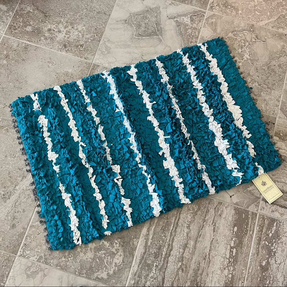 Casual Elegance Handcrafted Textured Accent Rugs Irish Stripe Shag Teal/White